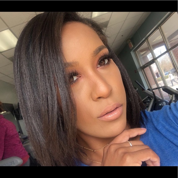 Meet your Posher, Kelli - Picture 6 of 6